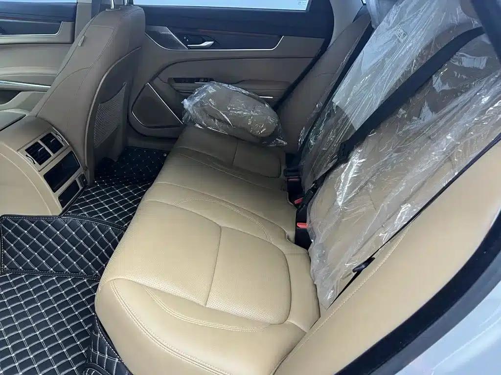 Jaguar XFL 2024 2.0T P250 2WD Luxury Edition — миниатюра 8