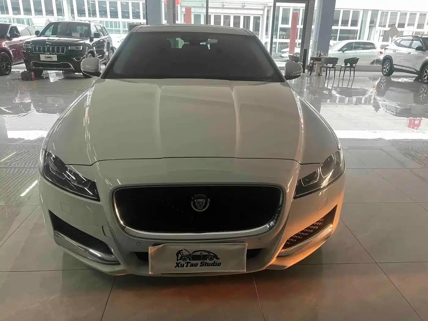 2018 Jaguar XFL 2.0T 200PS Elite Edition — миниатюра 2