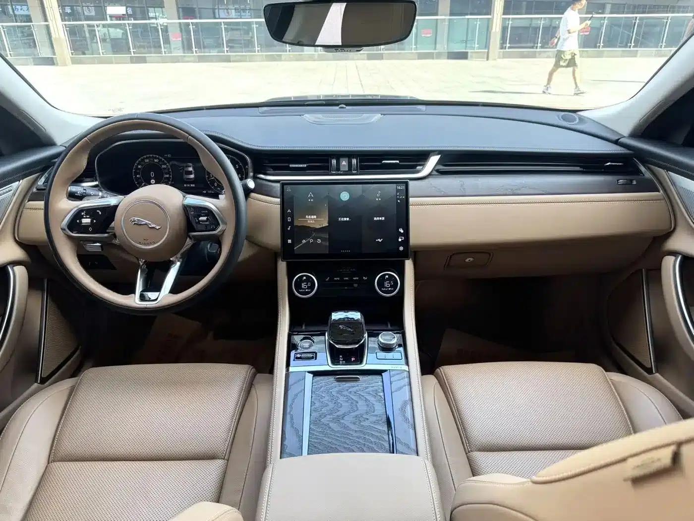 Jaguar XFL 2024 2.0T P250 2WD Luxury Edition — миниатюра 8