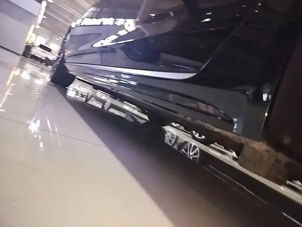 2022 Jaguar XFL 2.0T P250 2WD Elite Sport Edition — миниатюра 22