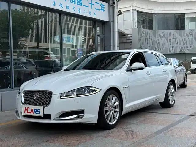 2015 Jaguar XF 2.0T Sportbrake Luxury Edition