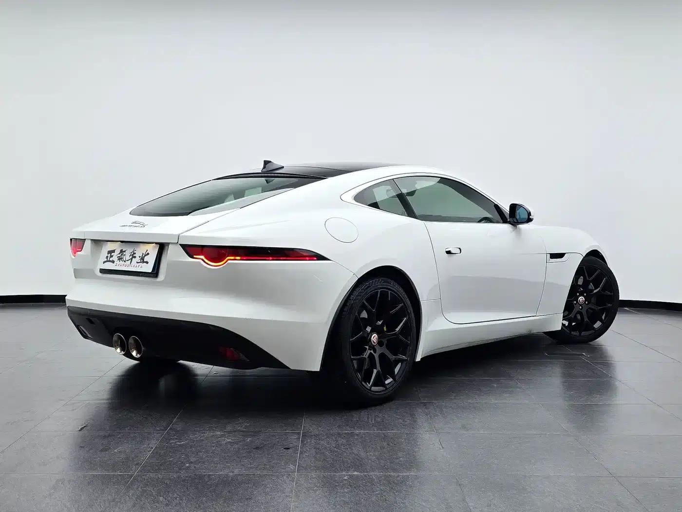 Jaguar F-TYPE 2019 3.0 SC Hardtop — миниатюра 8