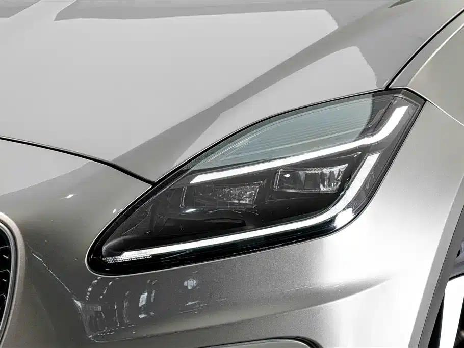 2024 Jaguar E-PACE R-DYNAMIC S — миниатюра 4