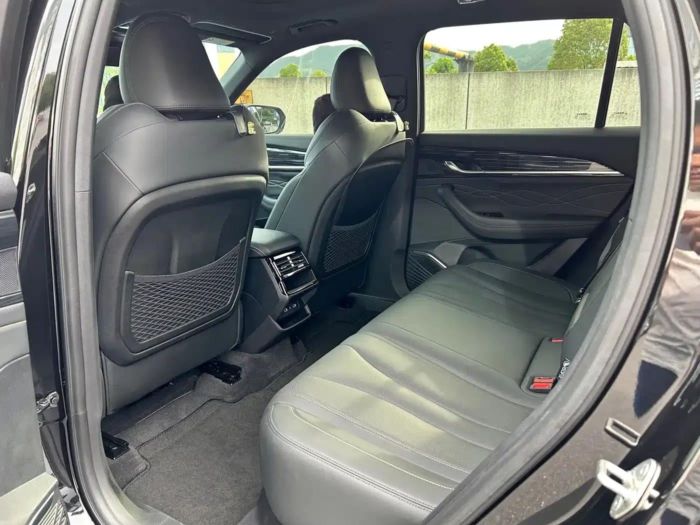 Geely Xingyue L 2024 2.0TD DCT EVO 2WD Long Wind Edition — миниатюра 6
