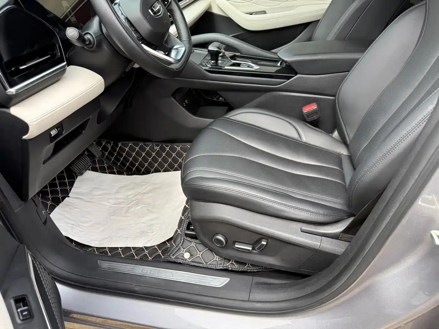 Geely Xingyue L 2023 2.0TD High-Power Automatic Two-Wheel Drive Flagship Edition — миниатюра 11