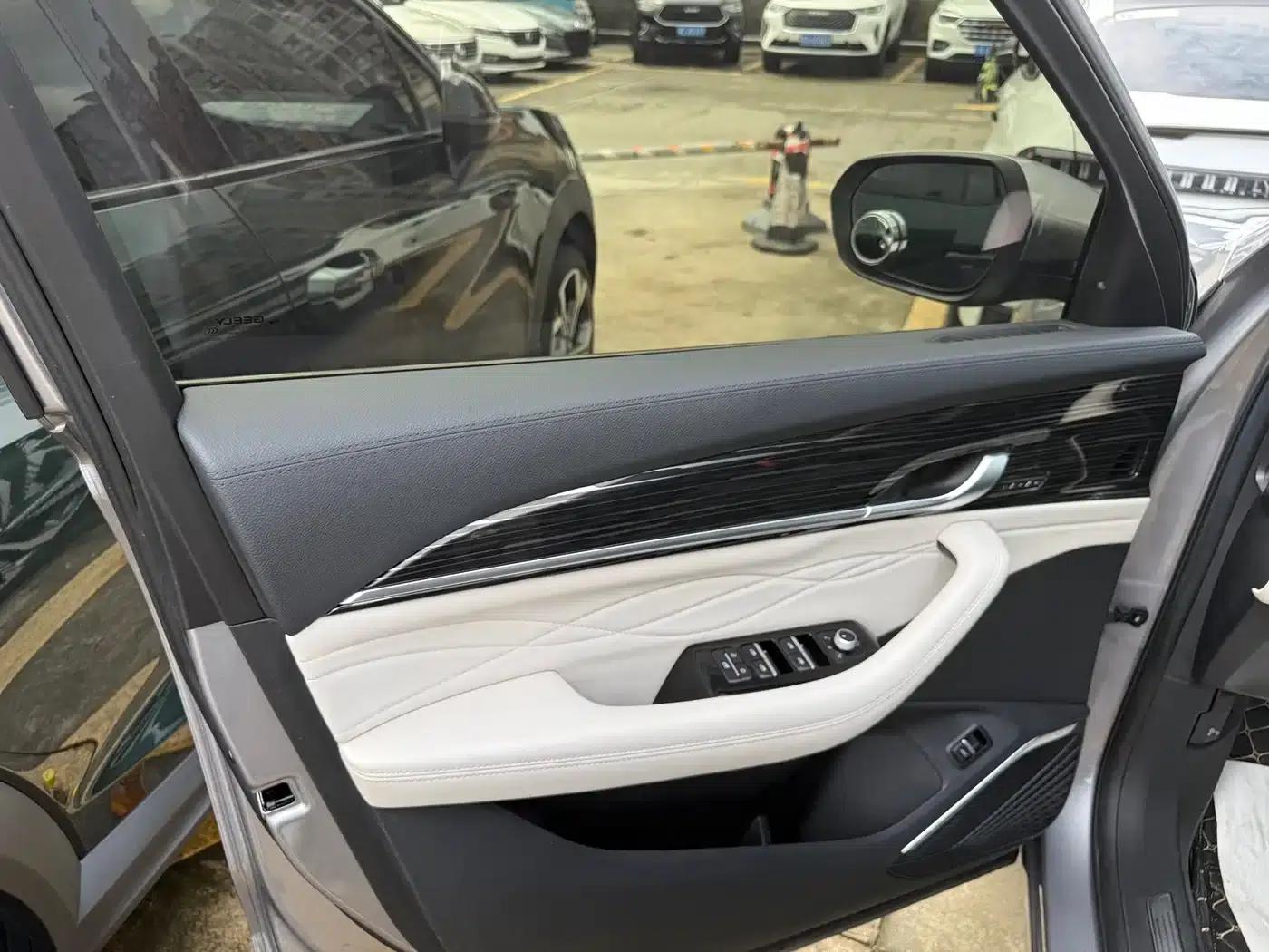Geely Xingyue L 2023 2.0TD High-Power Automatic Two-Wheel Drive Flagship Edition — миниатюра 12