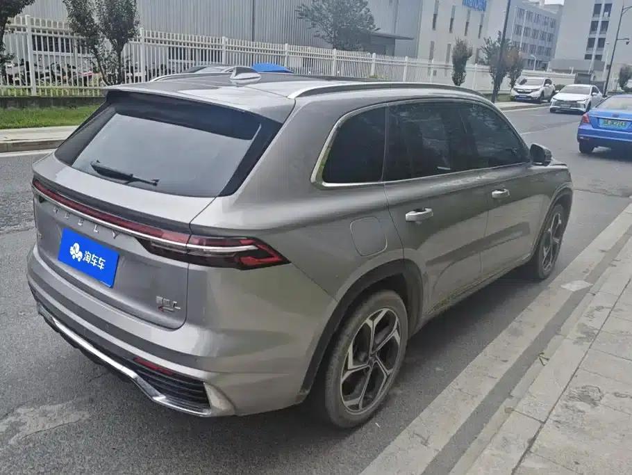 Geely Xingyue L 2021 2.0TD High-Power Automatic Four-Wheel Drive Premium Edition — миниатюра 3
