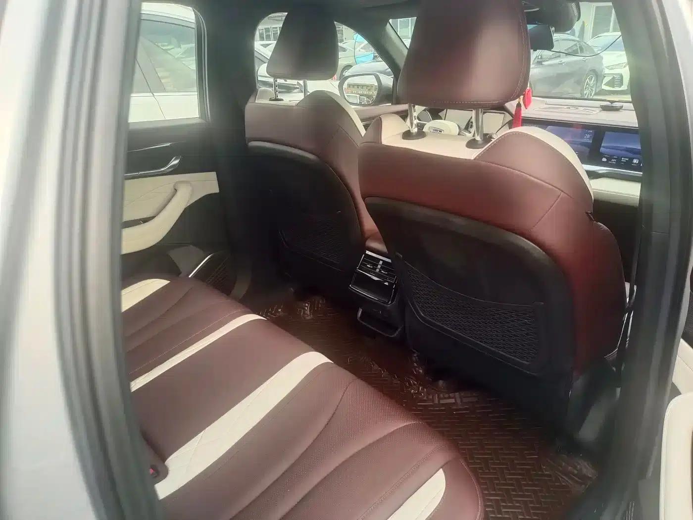 Geely Xingyue L 2021 2.0TD DCT EVO 2WD Premium Edition — миниатюра 9