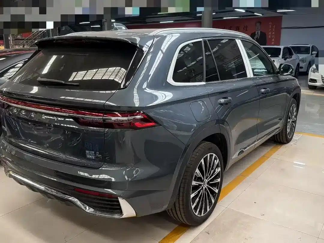 Geely Xingyue L 2025 Oriental Radiance 2.0TD Automatic Star Edition — миниатюра 4