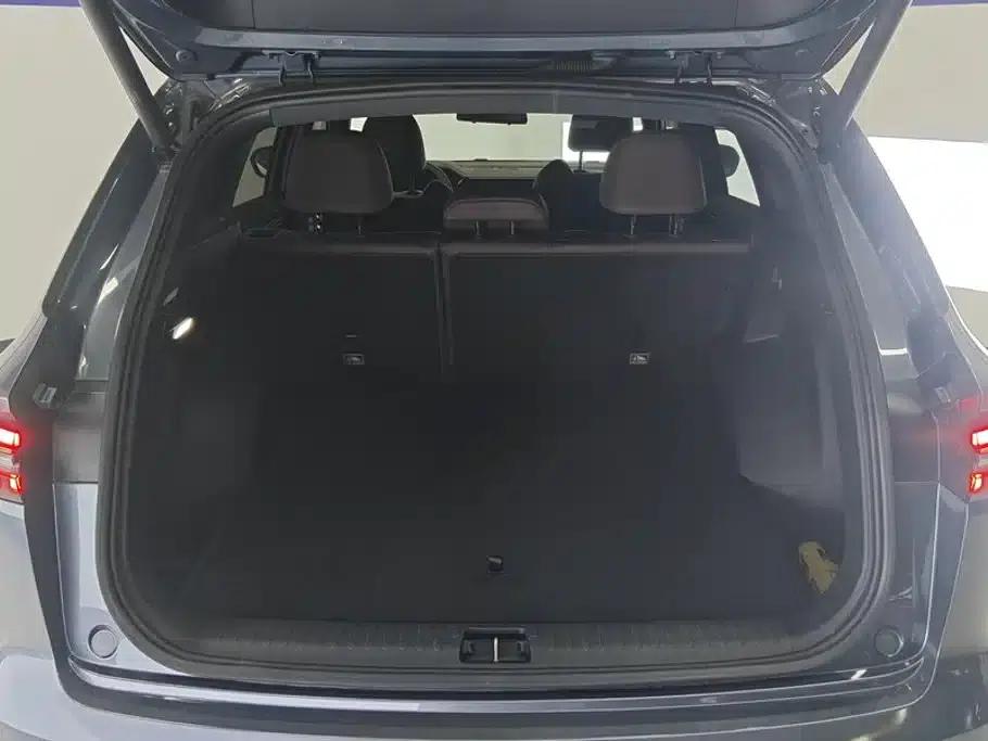Geely Xingyue L 2024 2.0TD High-Power Automatic Two-Wheel Drive Cloud Edition — миниатюра 4