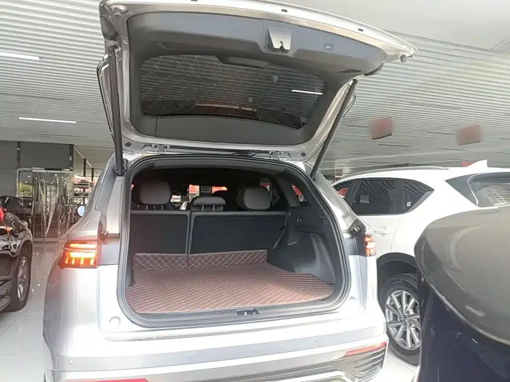 Geely Xingyue L 2025 2.0TD Automatic Xingyun Edition — миниатюра 19