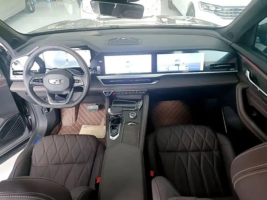 Geely Xingyue L 2025 2.0TD Automatic Xingyun Edition — миниатюра 10