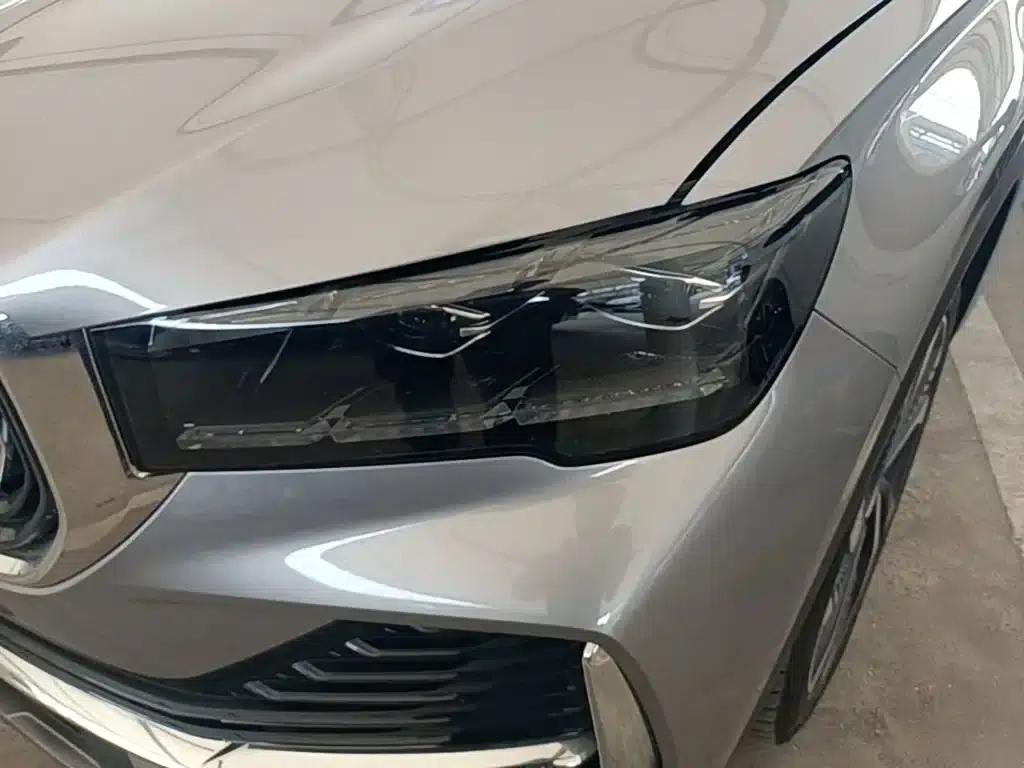 Geely Xingyue L 2021 2.0TD High-Power Automatic Four-Wheel Drive Flagship Edition — миниатюра 24