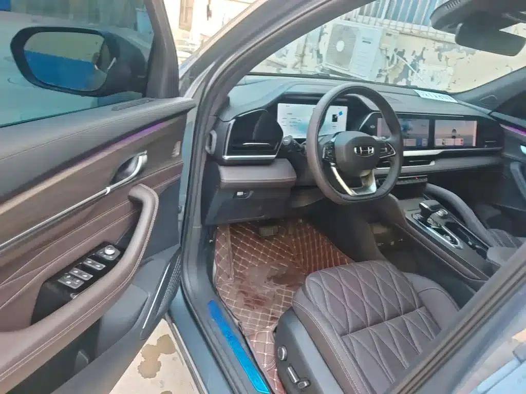 Geely Xingyue L 2025 2.0TD Automatic Xingyun Edition — миниатюра 16