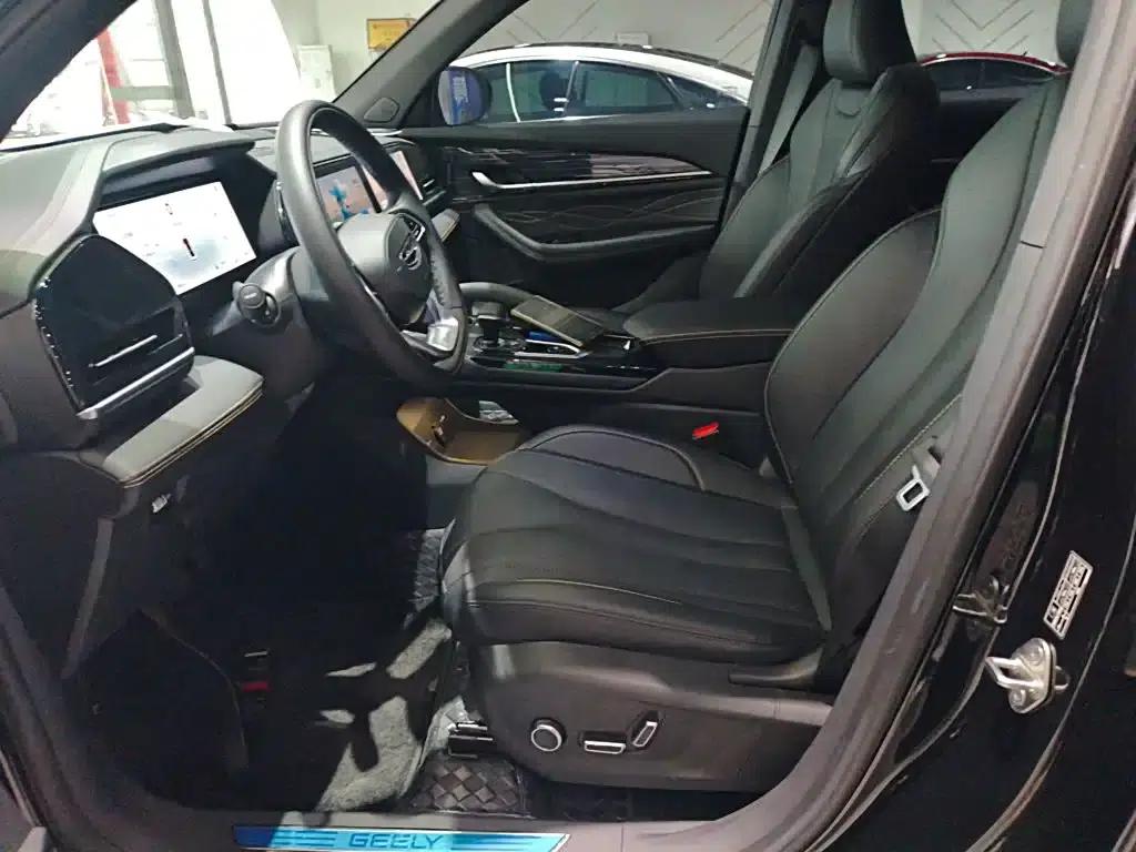 Geely Xingyue L 2024 2.0TD DCT EVO 2WD Long Wind Edition — миниатюра 11