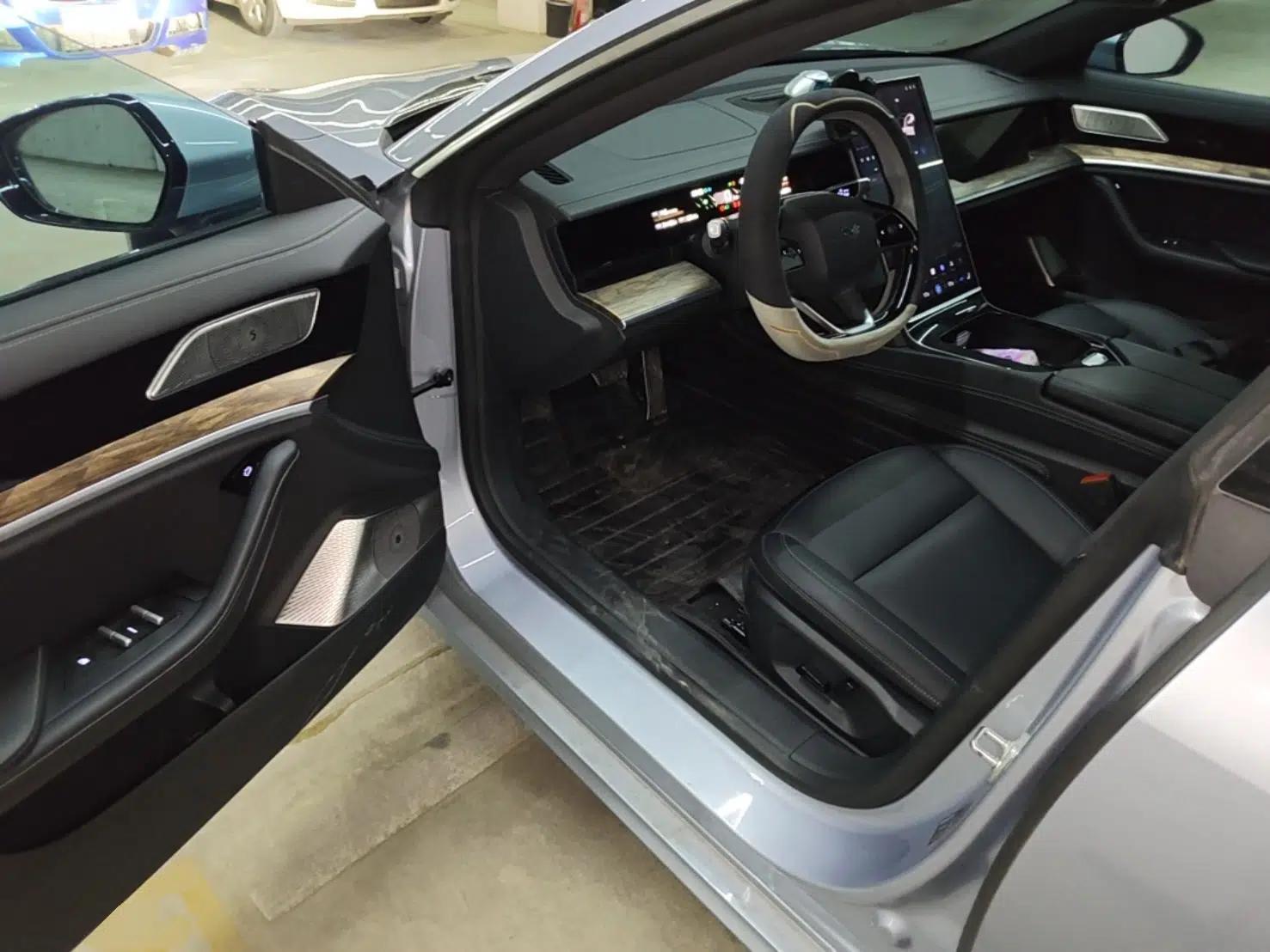 NETA S 2023 Pure Electric 520km Rear-Drive Lite Version — миниатюра 18