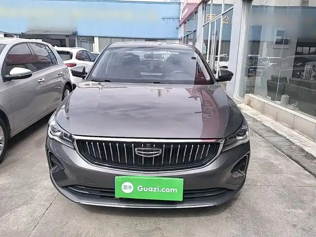 Geely Emgrand 2022 4th Generation 1.5L CVT Premium — миниатюра 3