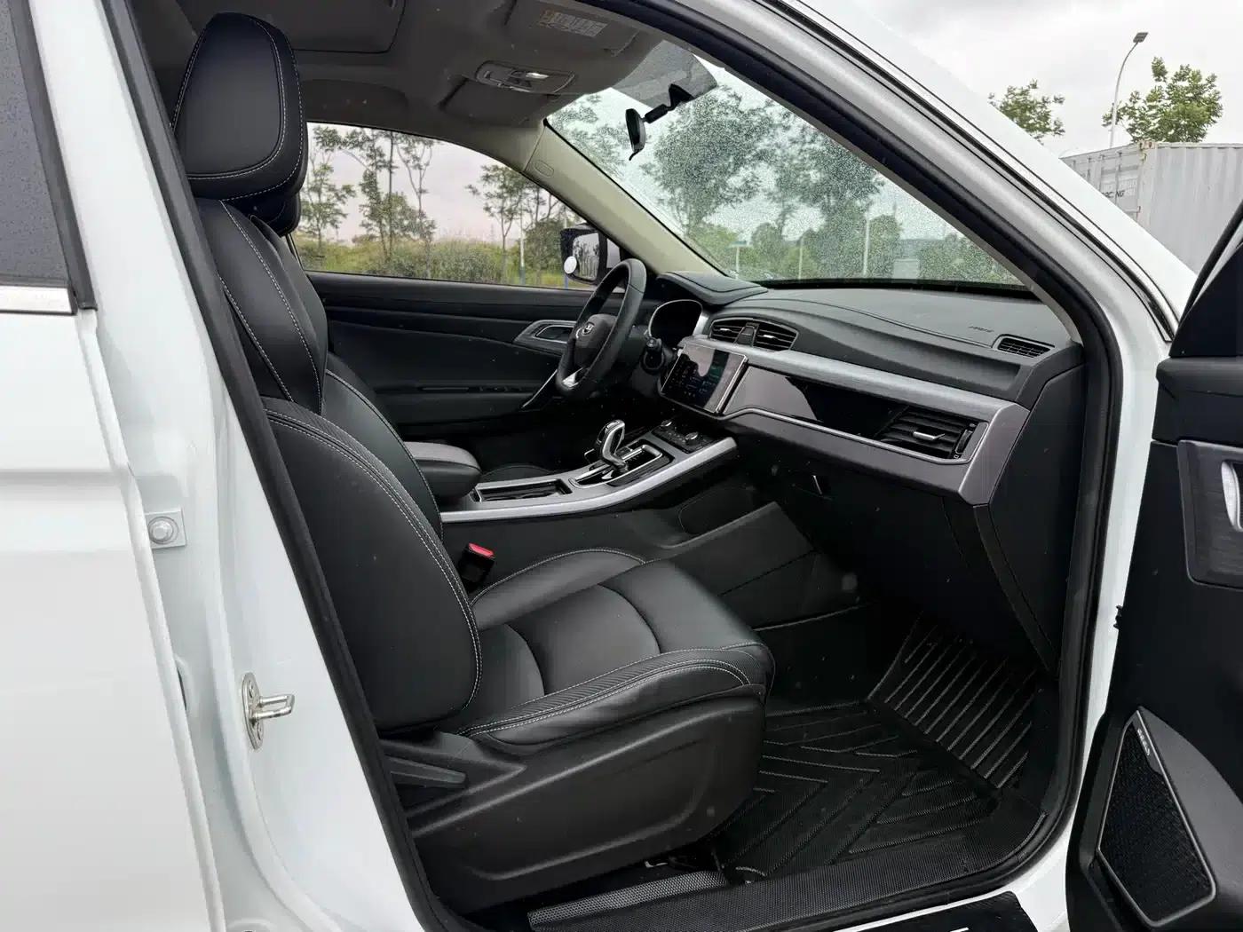 Geely Boyue 2021 Million Edition 1.8TD DCT 2WD Comfort Model — миниатюра 13