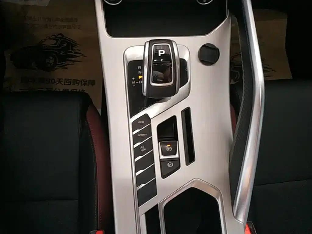 Geely Binyue 2020 Facelift 240T DCT Hunter — миниатюра 14