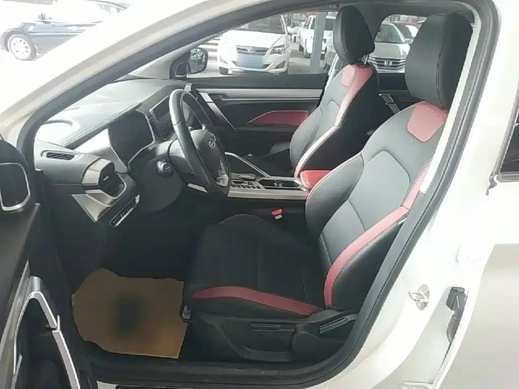Geely Binyue 2020 Facelift 240T DCT Hunter — миниатюра 15