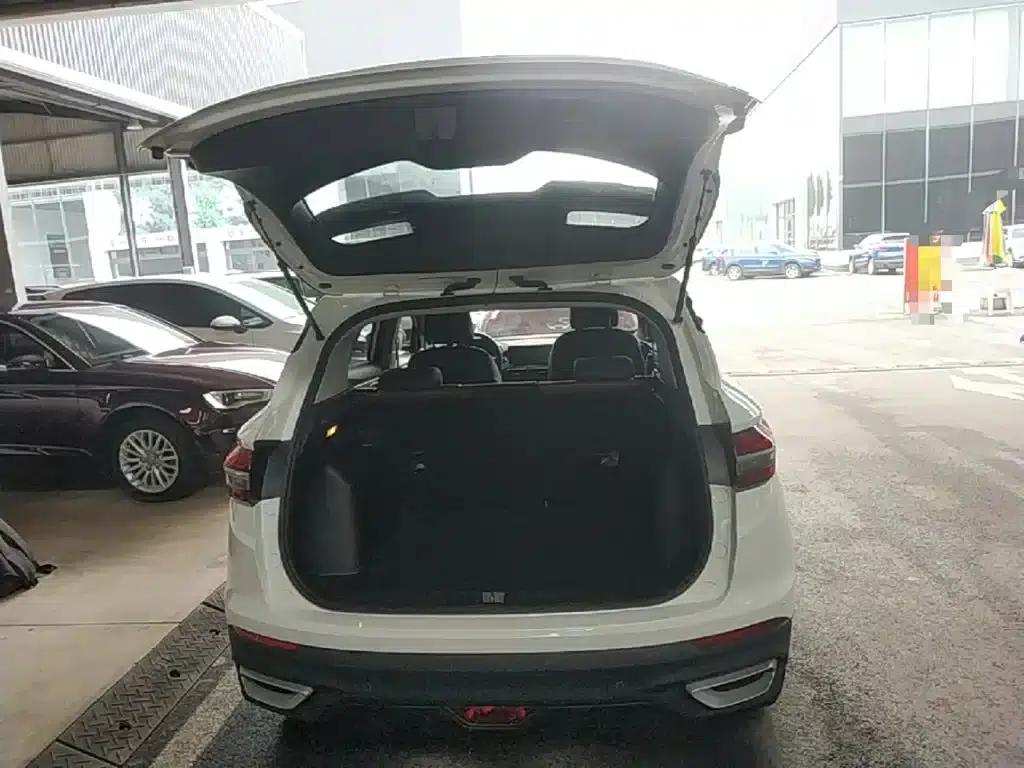 Geely Binyue 2020 Facelift 240T DCT Hunter — миниатюра 19