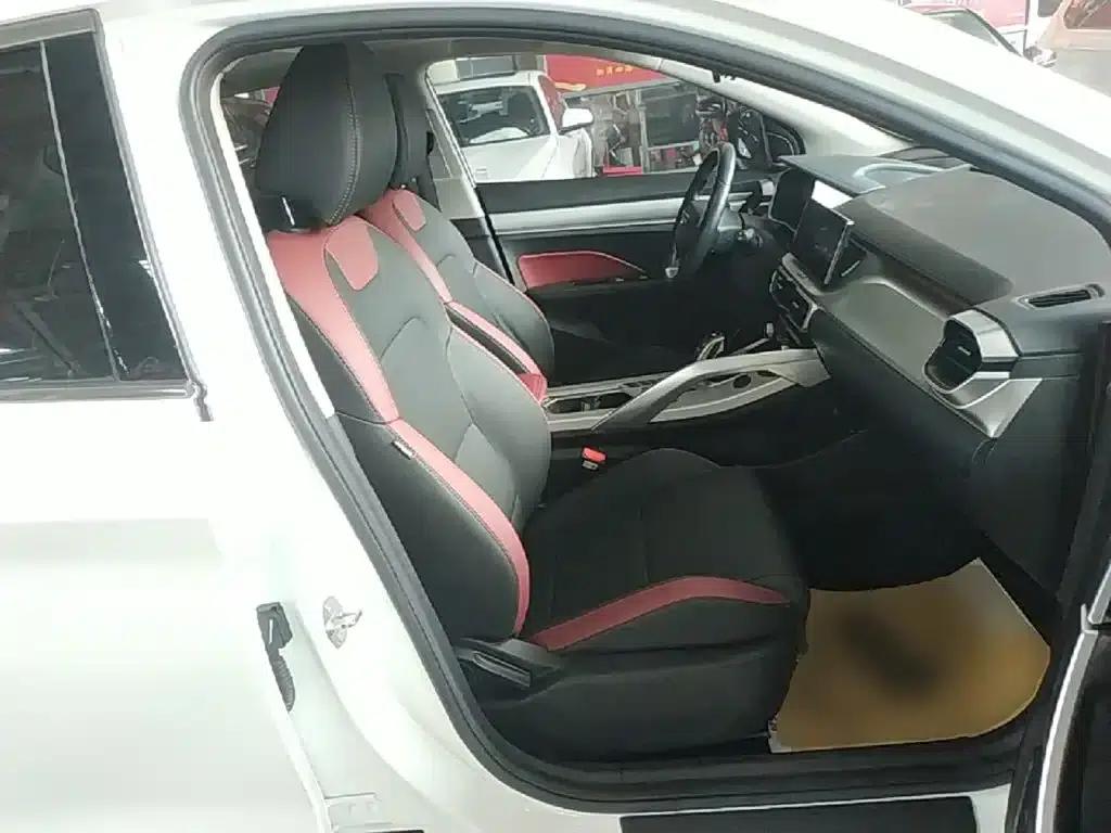 Geely Binyue 2020 Facelift 240T DCT Hunter — миниатюра 25