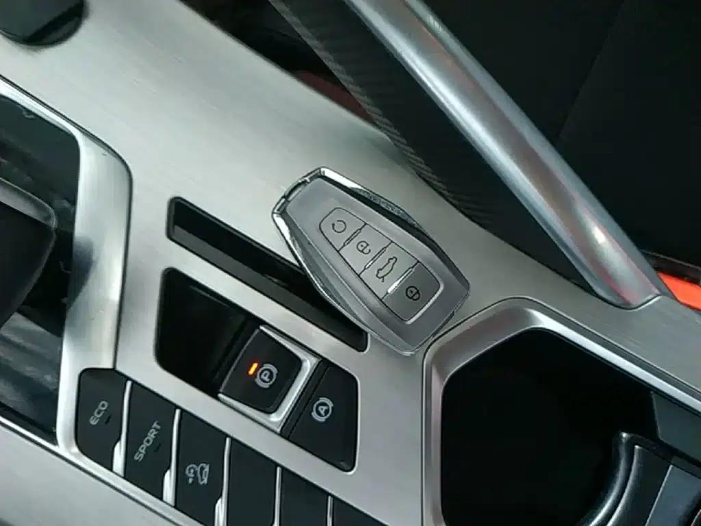 Geely Binyue 2020 Facelift 240T DCT Hunter — миниатюра 9