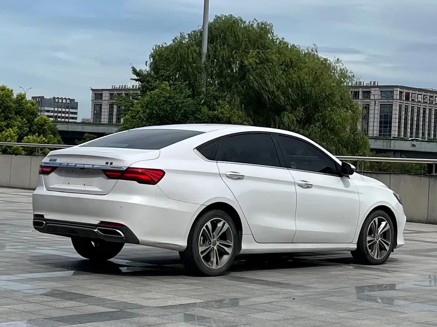 Geely Binrui 2018 14T CVT Binzhi Edition — миниатюра 5