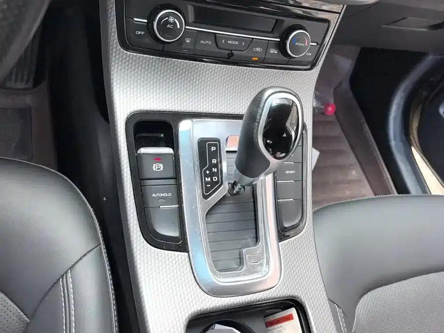 Geely GS 2016 Elegant Edition 1.8L Automatic Leading Model — миниатюра 16