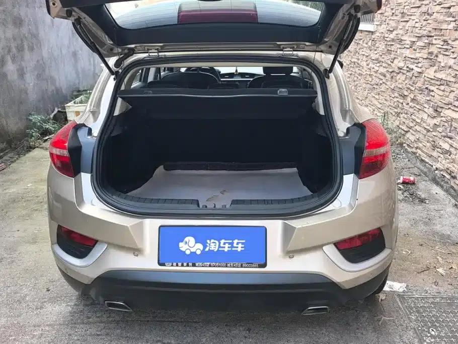 Geely GS 2016 Elegant Edition 1.8L Automatic Leading Model — миниатюра 4