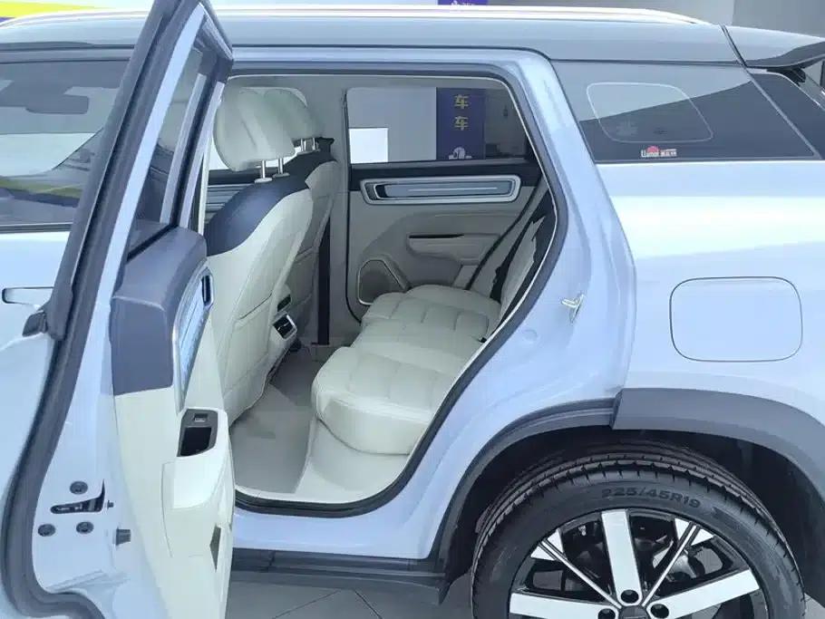Geely ICON 2023 1.5TD - The Main Model — миниатюра 11