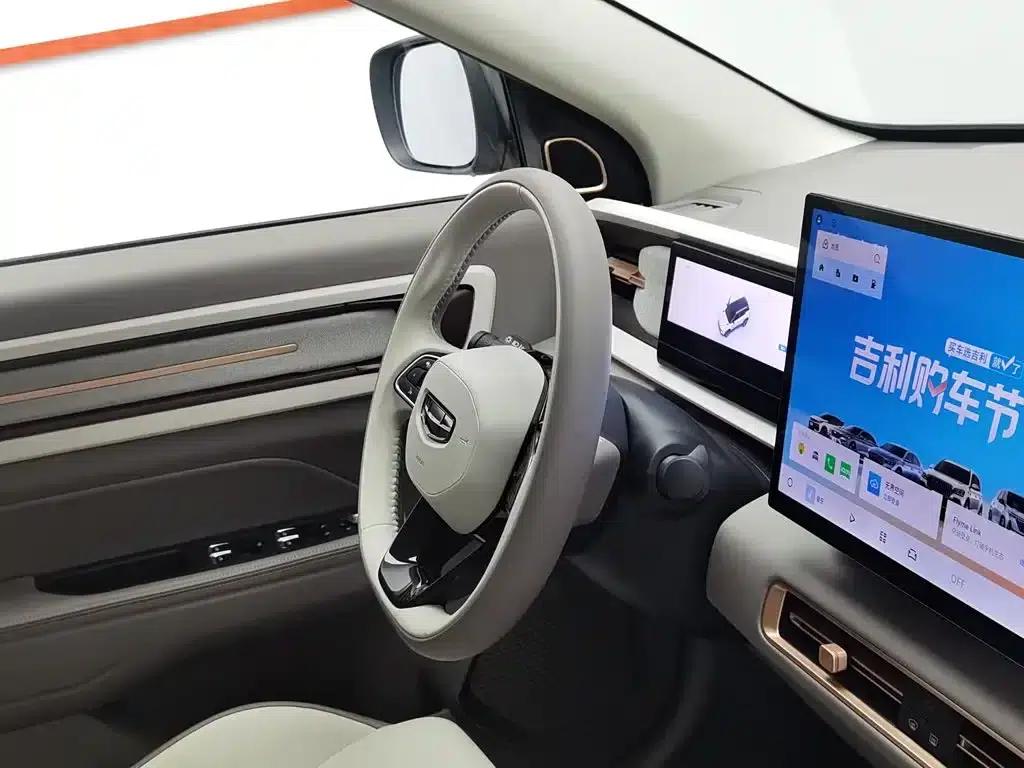 Geely ICON 2026 Chocolate 1.5TD Premium Edition — миниатюра 22