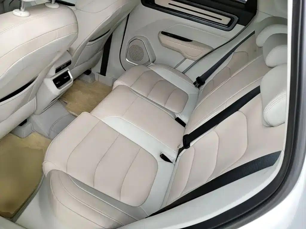 Geely ICON 2023 1.5TD Chocolate Edition — миниатюра 17