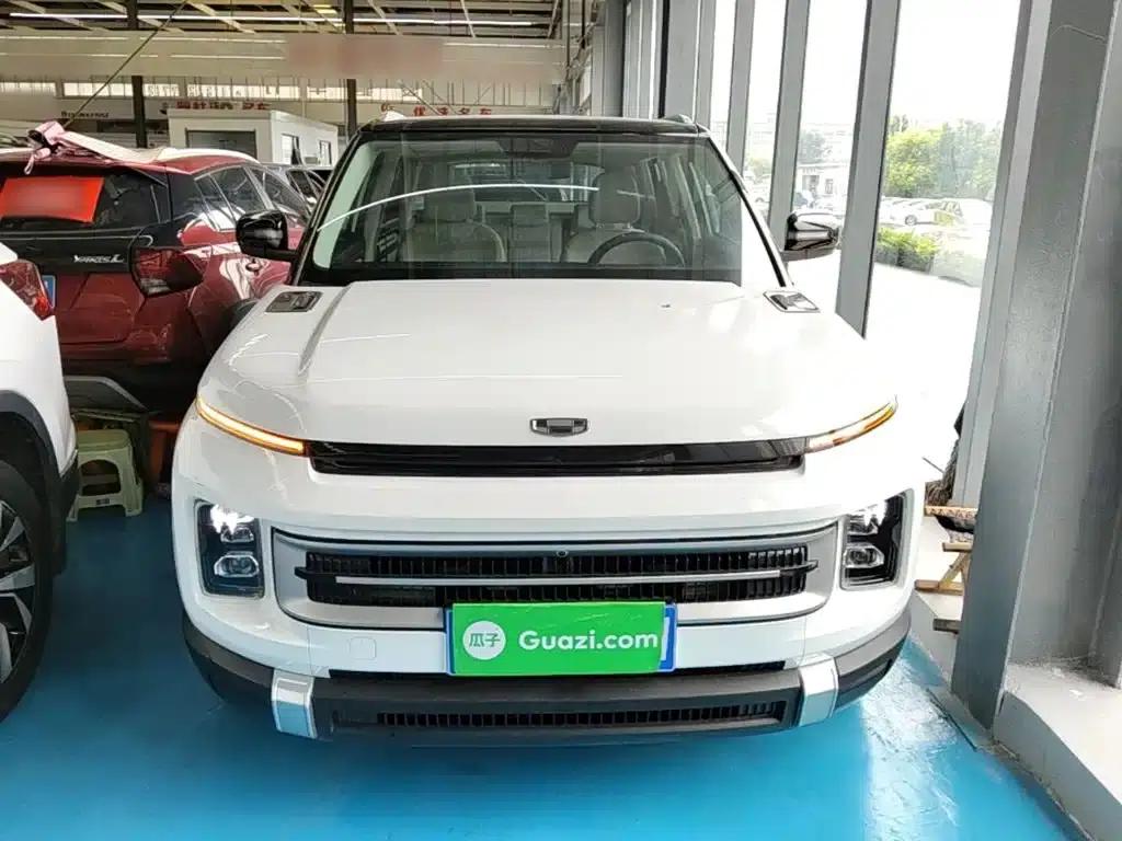 Geely ICON 2023 1.5TD Chocolate Edition — миниатюра 3