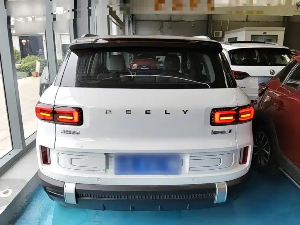 Geely ICON 2023 1.5TD Chocolate Edition — миниатюра 6