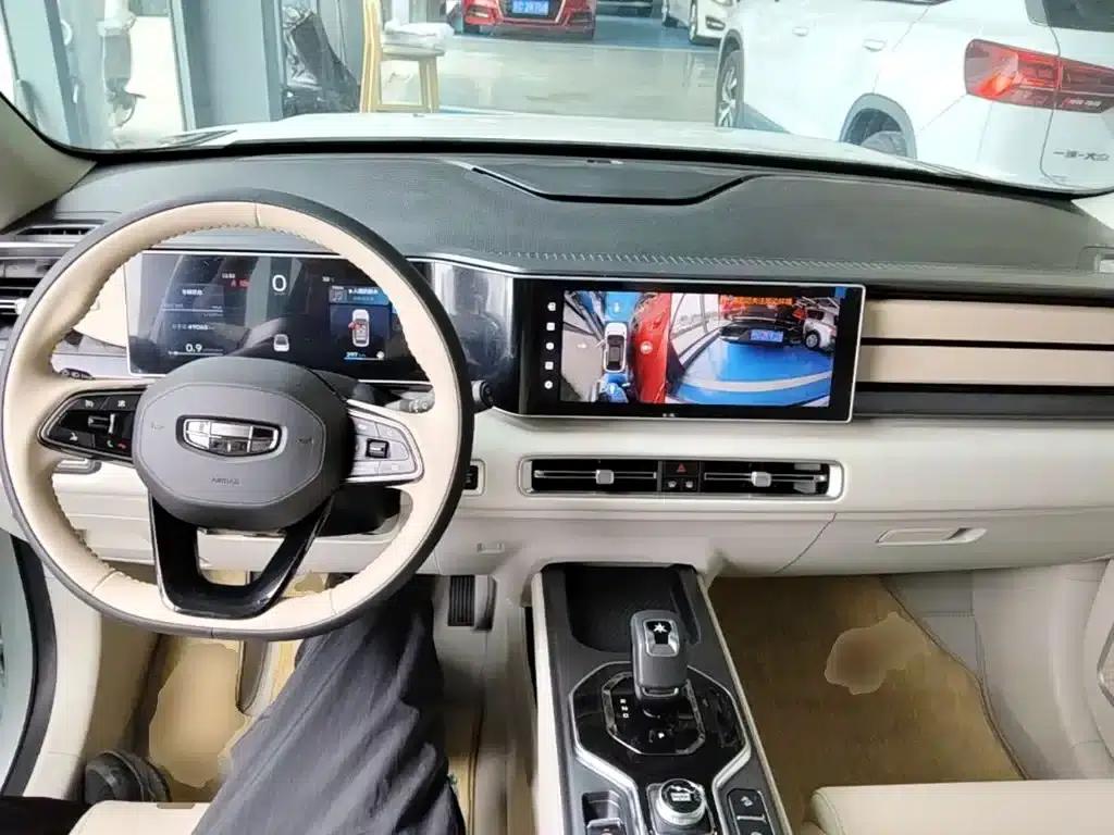 Geely ICON 2023 1.5TD Chocolate Edition — миниатюра 10