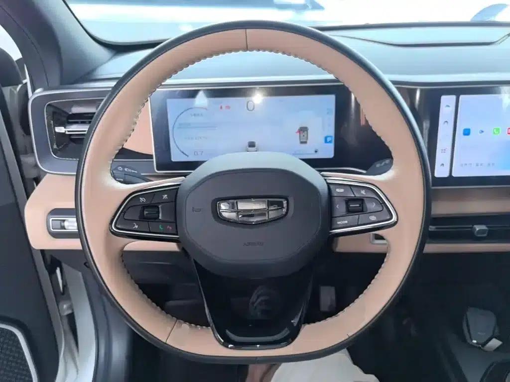 Geely ICON 2023 1.5TD Chocolate Edition — миниатюра 11