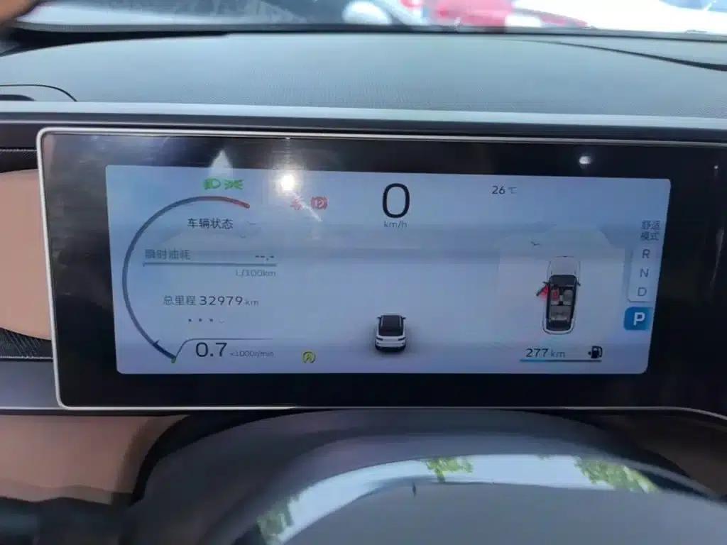 Geely ICON 2023 1.5TD Chocolate Edition — миниатюра 12