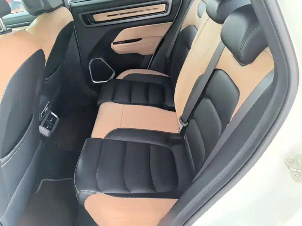 Geely ICON 2023 1.5TD Chocolate Edition — миниатюра 17
