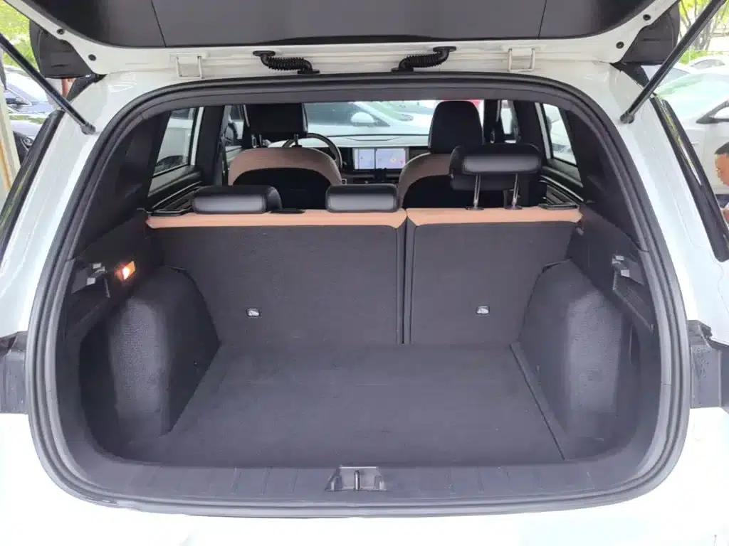 Geely ICON 2023 1.5TD Chocolate Edition — миниатюра 19