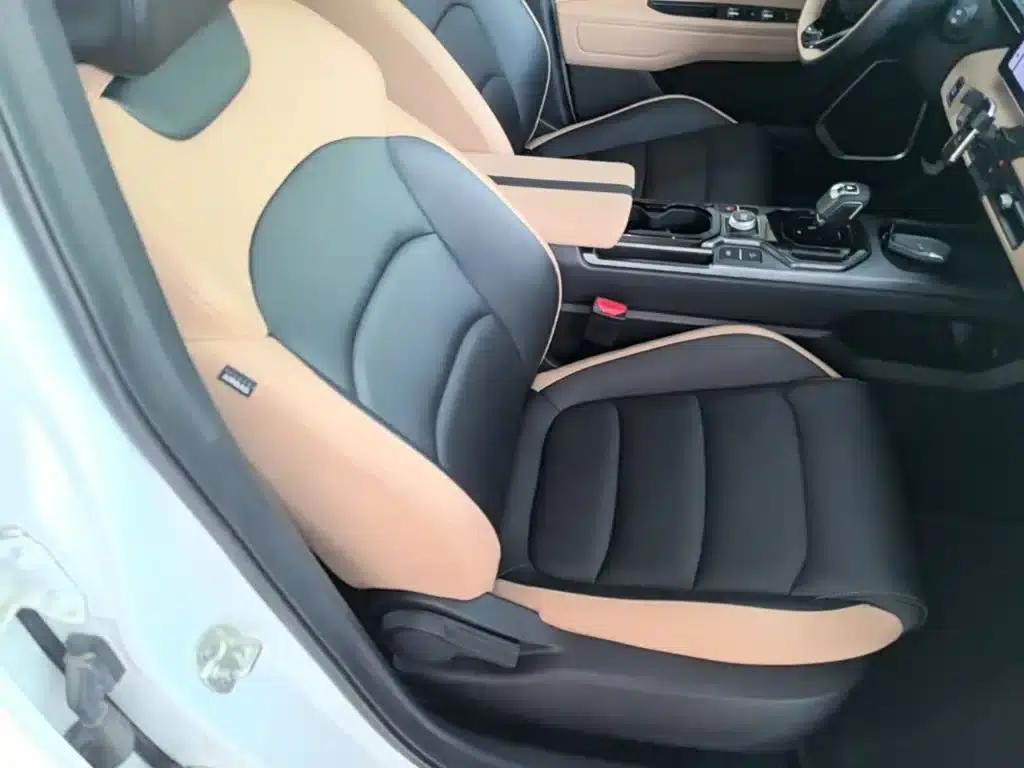 Geely ICON 2023 1.5TD Chocolate Edition — миниатюра 25