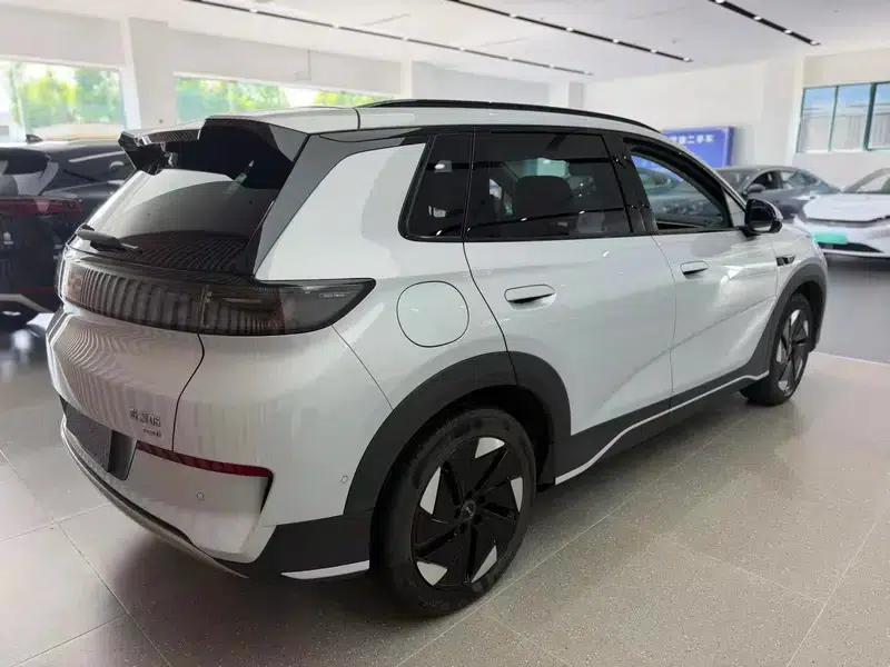 Hiace 05EV 2025 Model 520KM Flagship Intelligent Navigation Edition — миниатюра 5