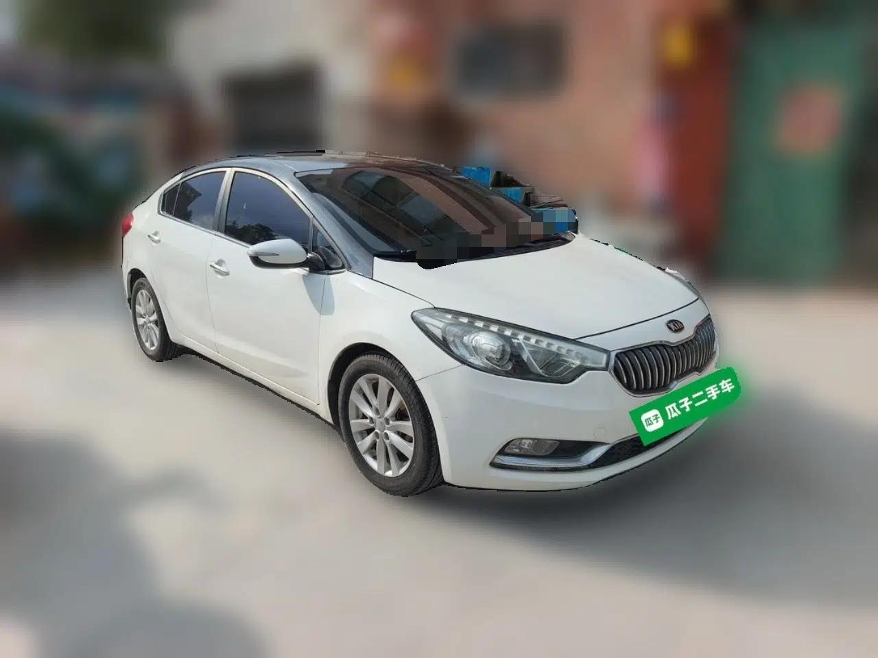 Kia K3 2015 1.6L Automatic GLS — миниатюра 3