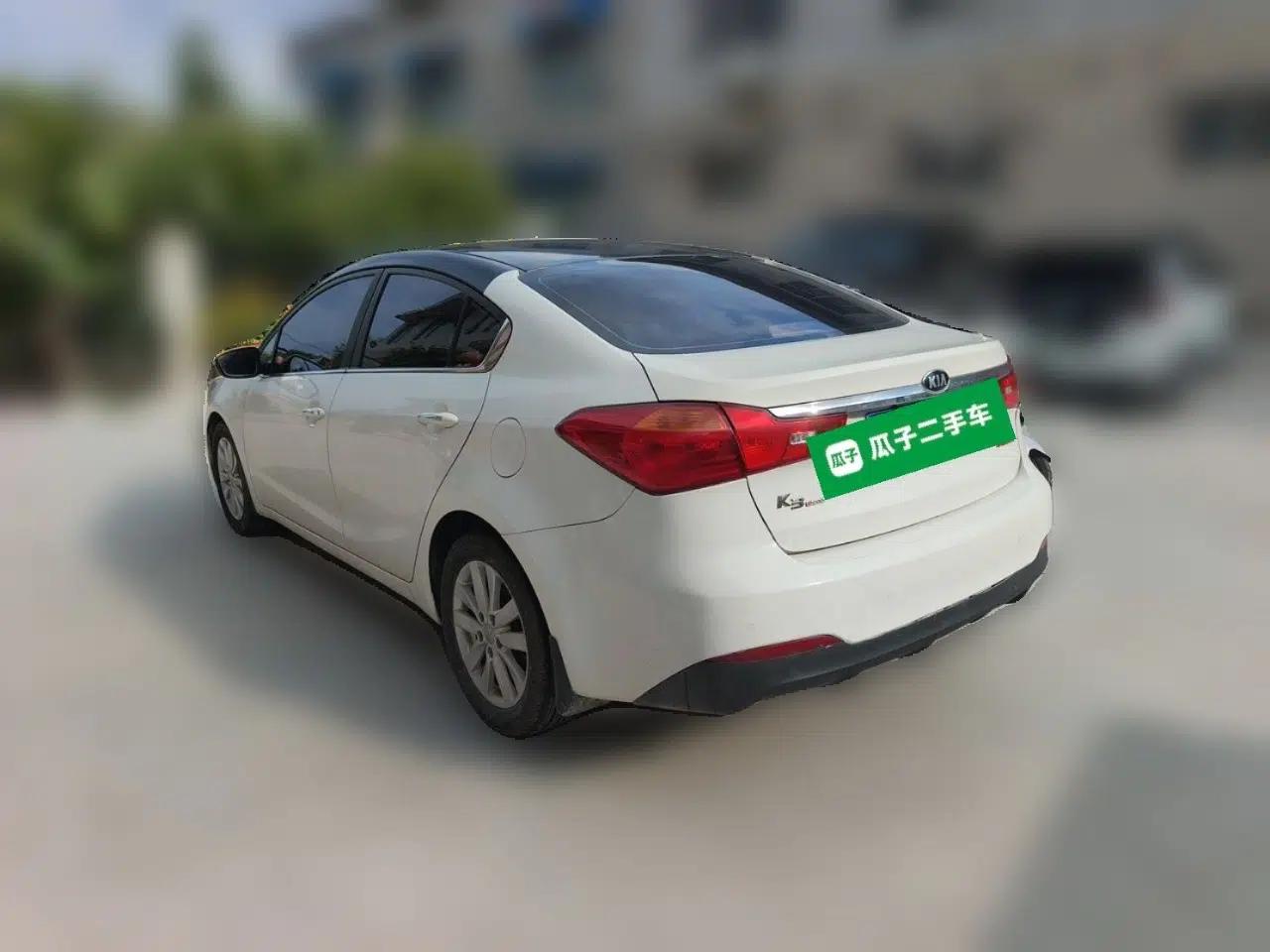 Kia K3 2015 1.6L Automatic GLS — миниатюра 4