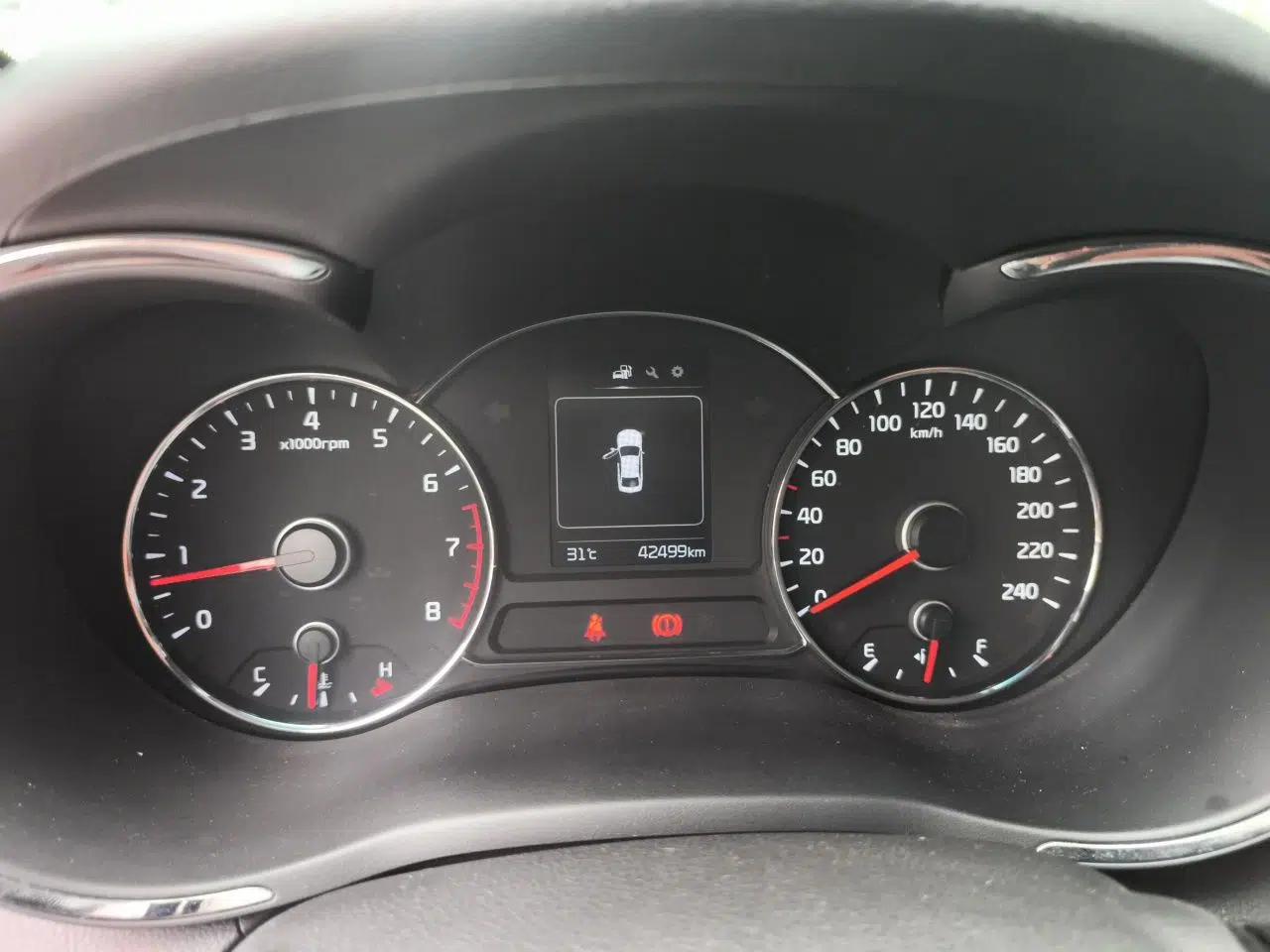 Kia K3 2016 1.6L Manual GL — миниатюра 11