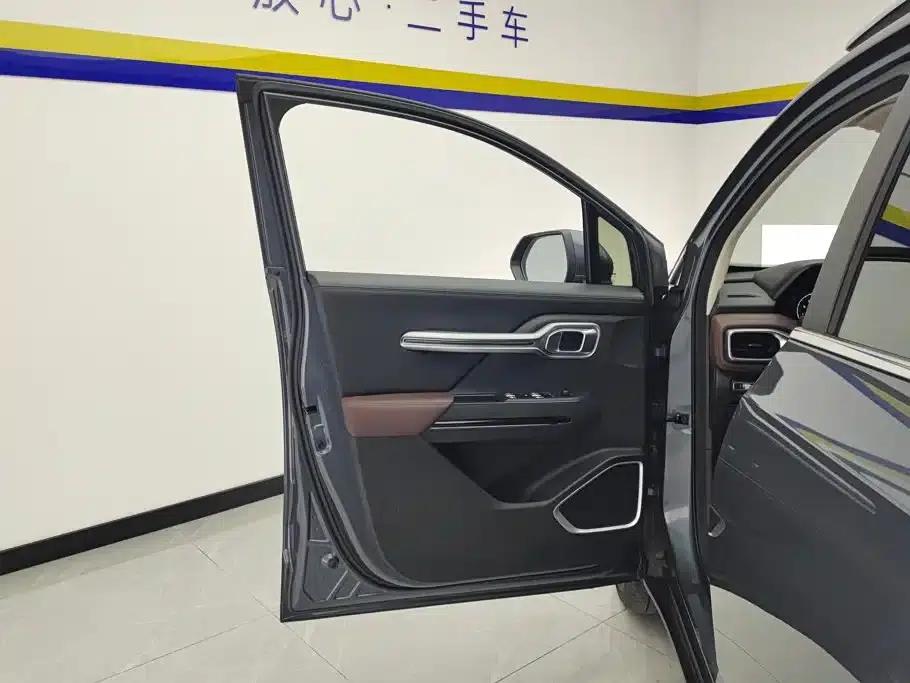 Geely Haoyue 2022 1.8TD Automatic Premium 7-seater — миниатюра 7