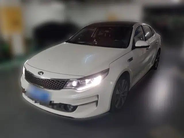 Kia K5 2017 2.0L Automatic 15th Anniversary Special Edition LUX