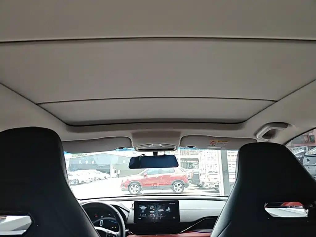 Geely Emgrand S 2021 1.4T CVT Luxury Edition — миниатюра 18