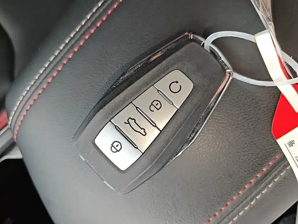 Geely Emgrand S 2021 1.4T CVT Luxury Edition — миниатюра 9
