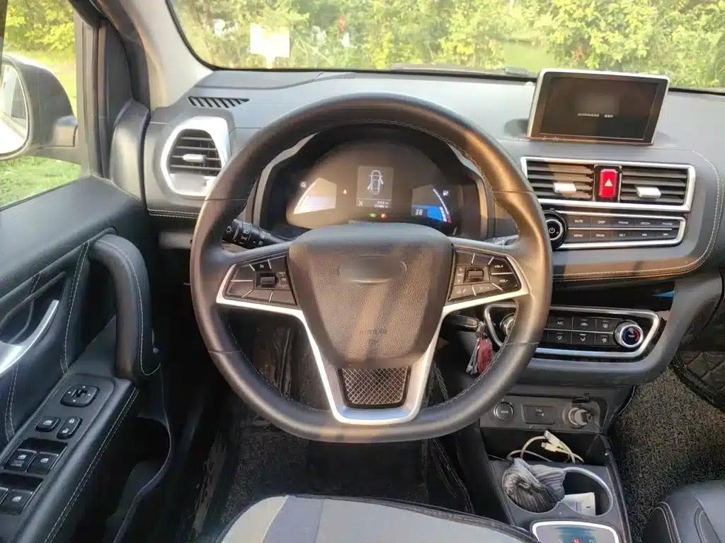 JAC iEV6E 2019 Upgraded Version iEV6E Luxury Intelligent Edition — миниатюра 3